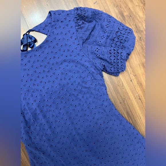 Free People Apricot Rose Dress Size Medium Living Indigo Eyelet Puff Sleeve NWT - Picture 5 of 16